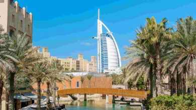 Burj al arab seen from madinat jumeirah dubai uni