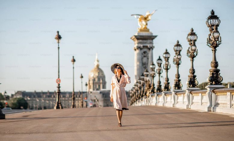 View on the famous alexandre bridge with beautiful